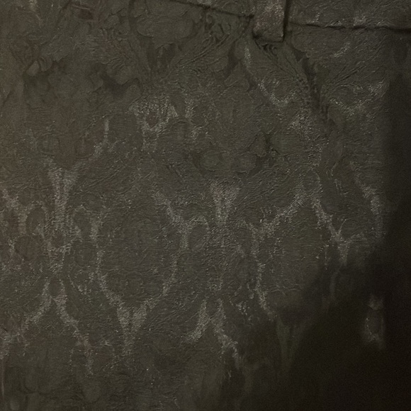 Ankle length pants with design - Picture 3 of 4